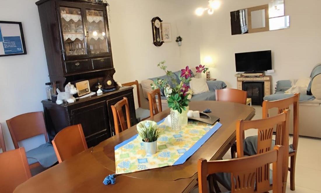 San Justo de la Vega Casa Pitaヴィラ エクステリア 写真